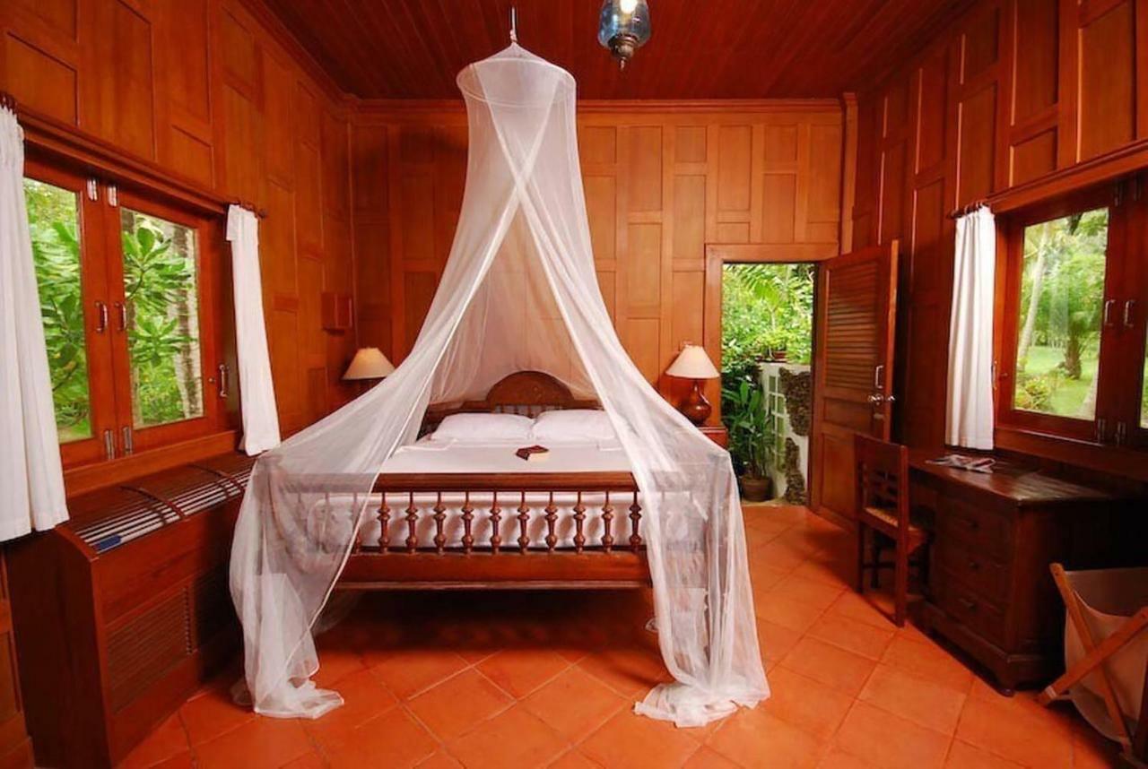Baan Mai Beachfront Lone Island Phuket Exterior foto