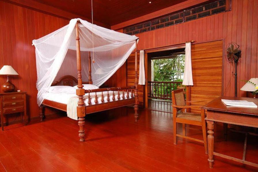 Baan Mai Beachfront Lone Island Phuket Exterior foto