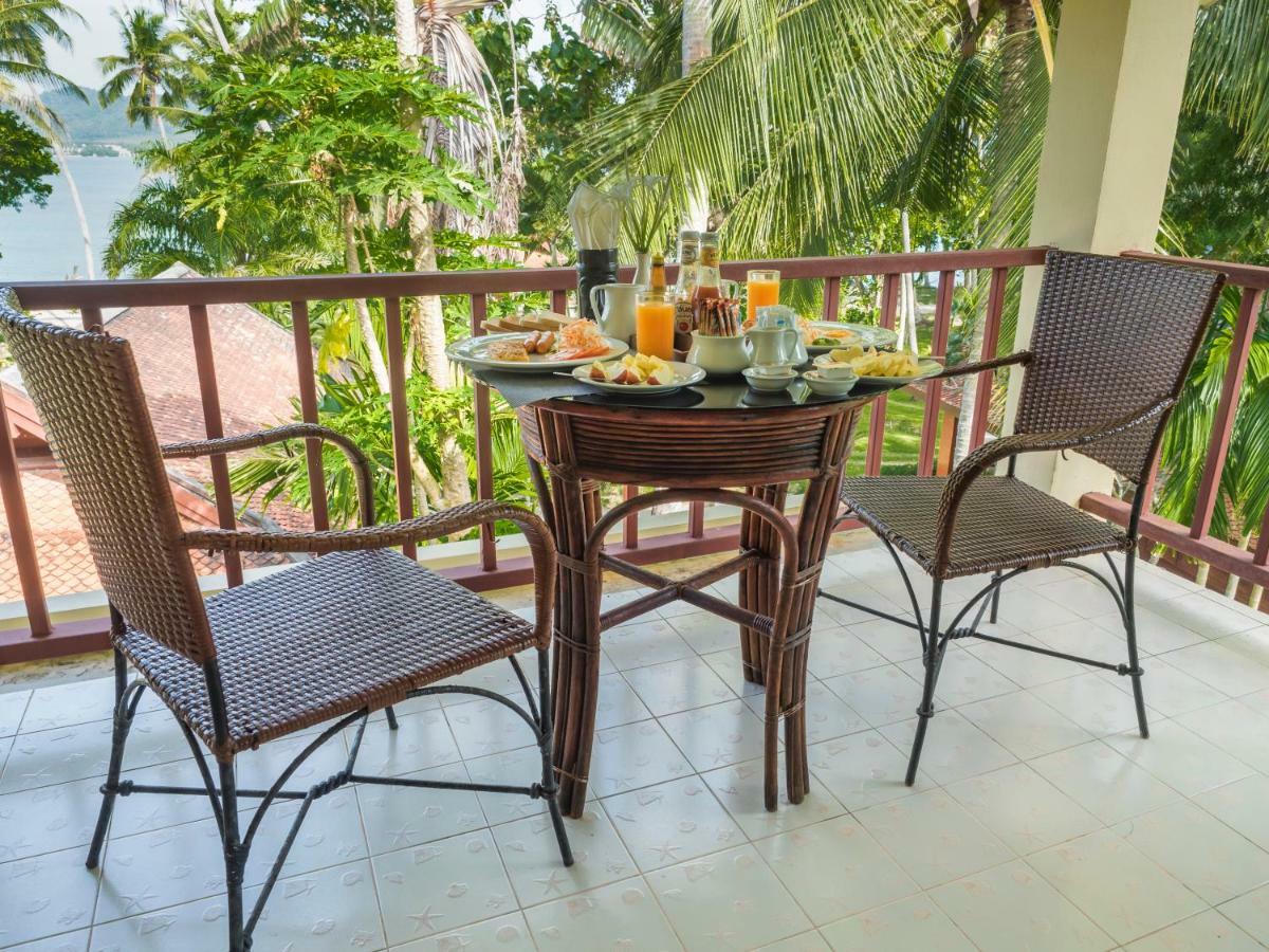 Baan Mai Beachfront Lone Island Phuket Exterior foto